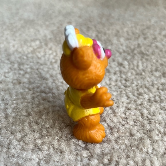 Vintage 1986 Muppet Babies Fozzie Bear Happy Meal Action Figure - Picture 4 of 8
